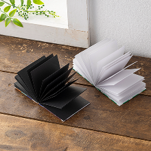 製本テープで仕上げる手製豆本